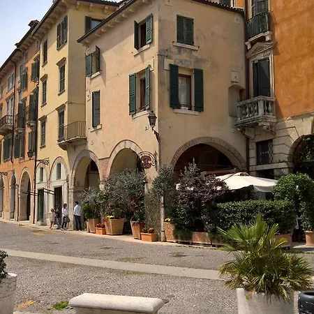 Casa Ferrari Sanificato Ozono * 베로나