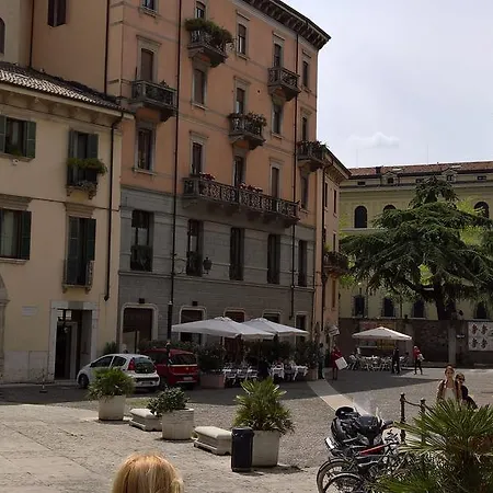 Casa Ferrari Sanificato Ozono Appartamento Verona